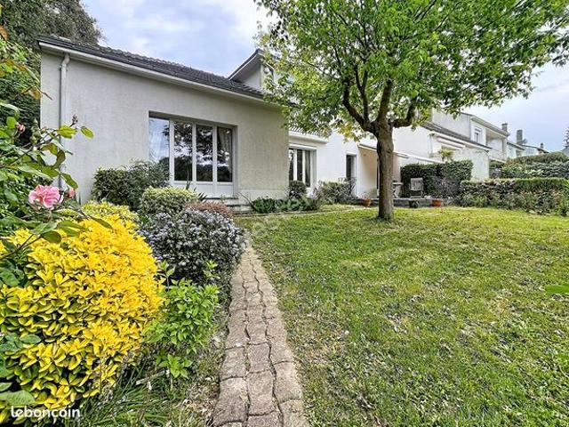 Maison 7 pièces 154 m²