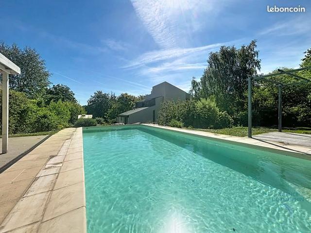 Maison 7 pièces 154 m²