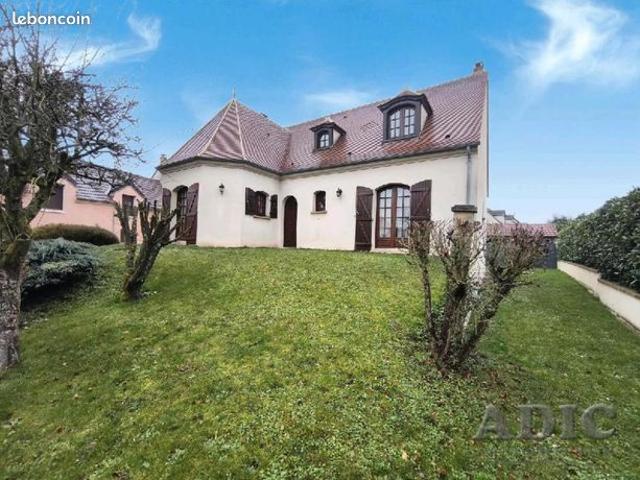 Maison 7 pièces 154 m²