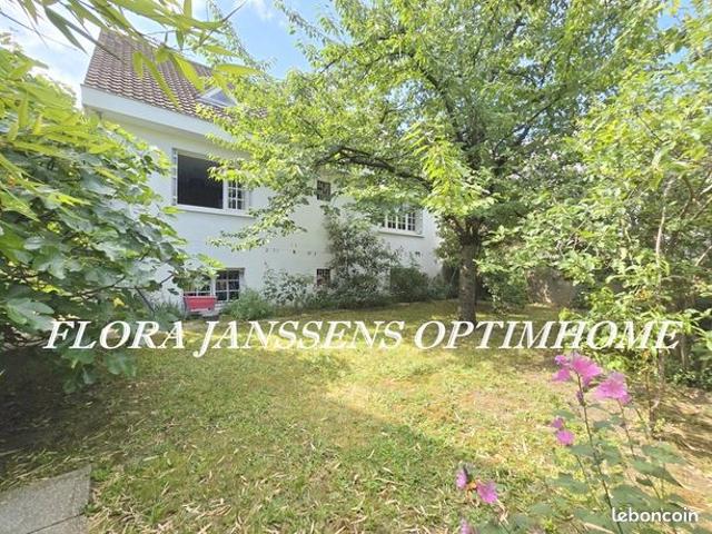 Maison 7 pièces 154 m²