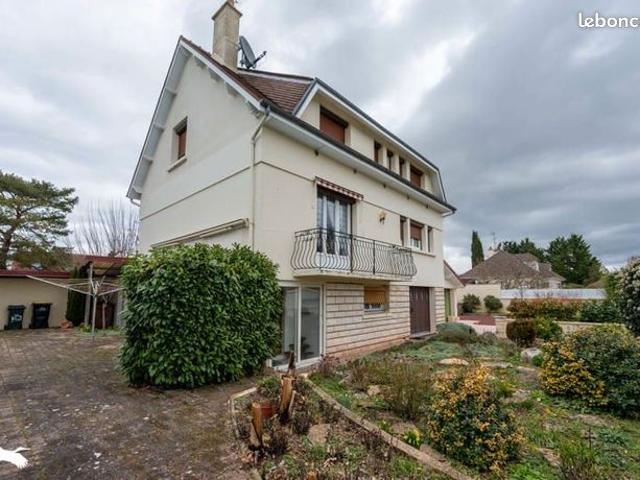 Maison 7 pièces 154 m²