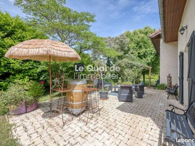 Maison 7 pièces 154 m²
