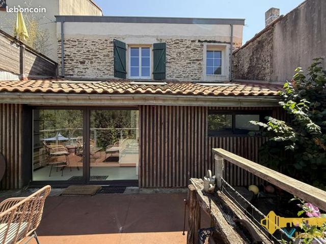 Maison 7 pièces 154 m²