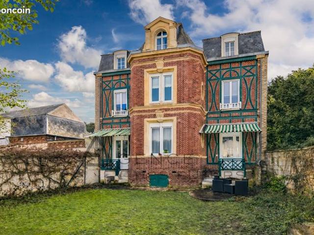 Maison 7 pièces 154 m²