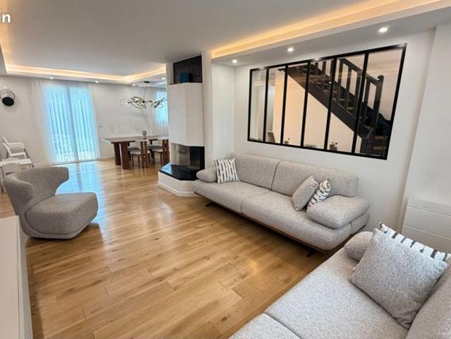 Maison 7 pièces 154 m²