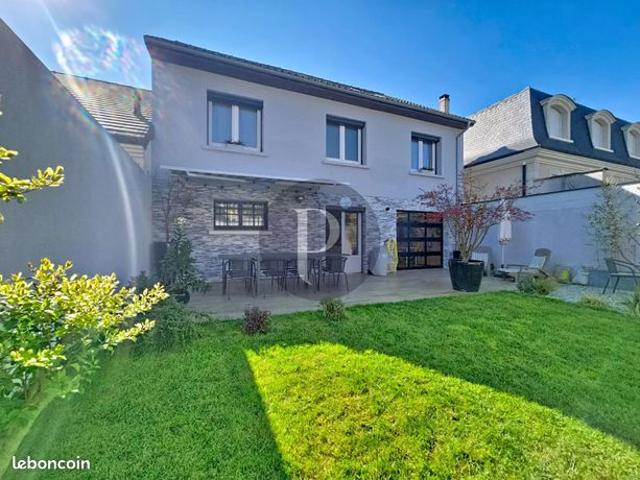 Maison 7 pièces 154 m²