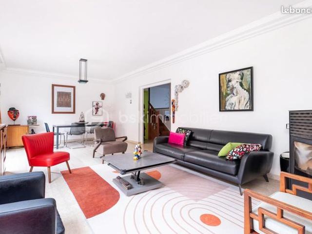 Maison 7 pièces 154 m²