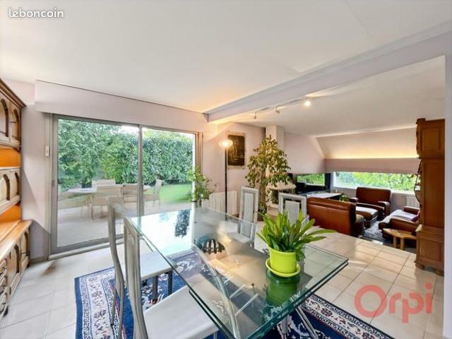 Maison 7 pièces 154 m²