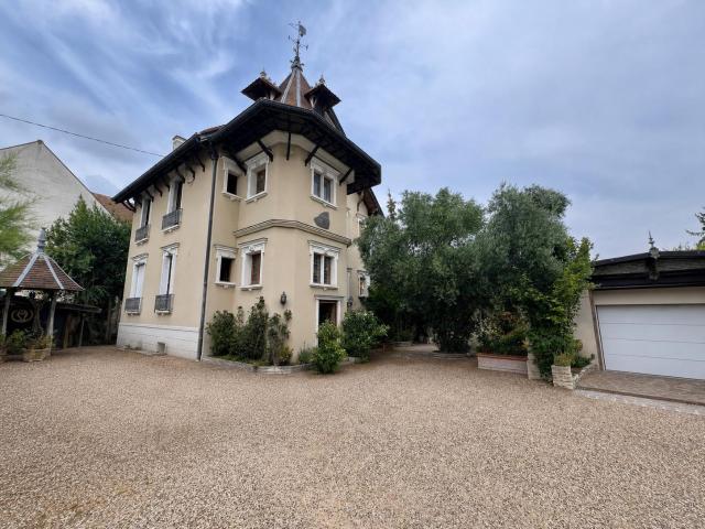 Maison 7 pièces 155 m²
