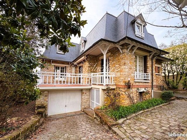 Maison 7 pièces 155 m²