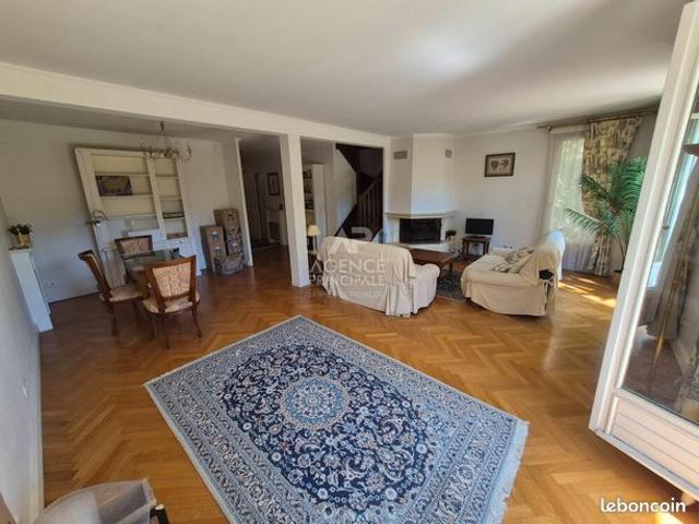 Maison 7 pièces 155 m²