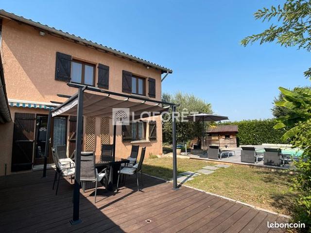 Maison 7 pièces 156 m²