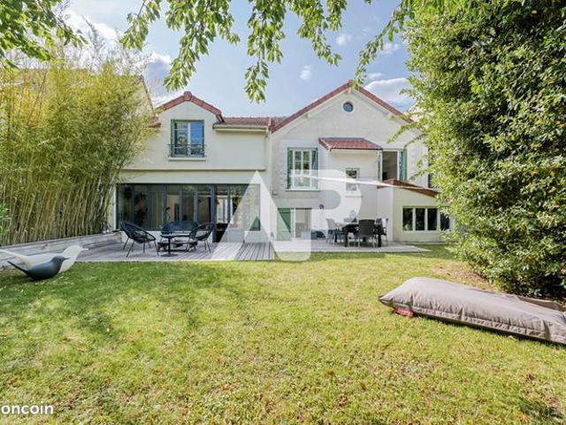 Maison 7 pièces 156 m²