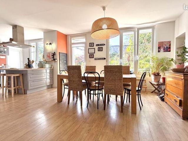 Maison 7 pièces 156 m²