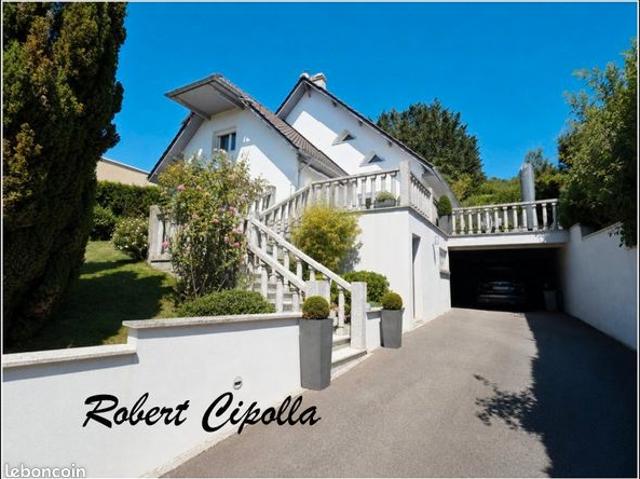 Maison 7 pièces 156 m²