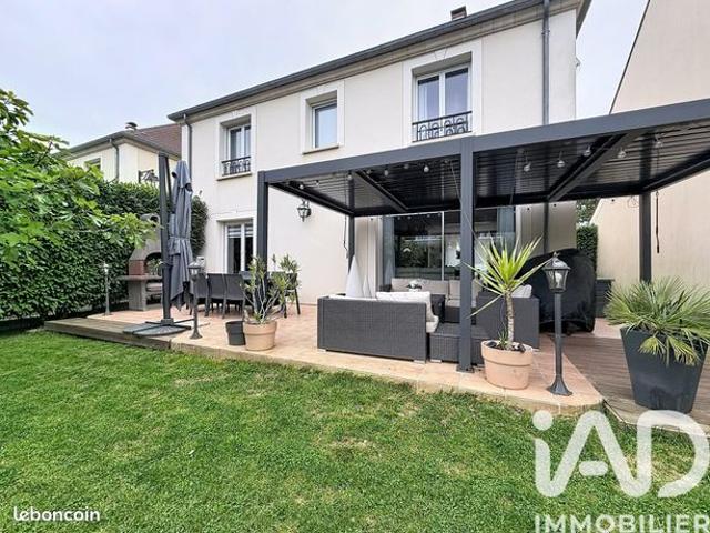 Maison 7 pièces 156 m²