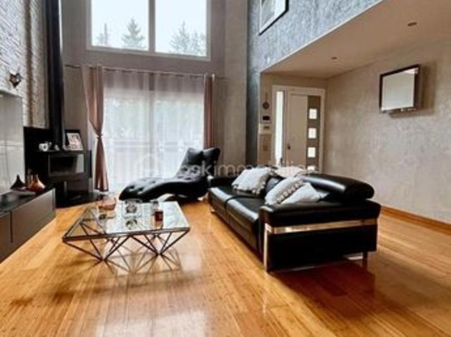 Maison 7 pièces 156 m²