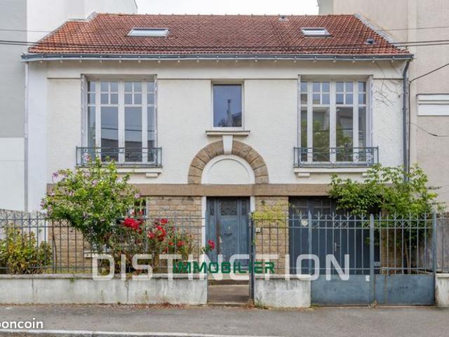 Maison 7 pièces 156 m²