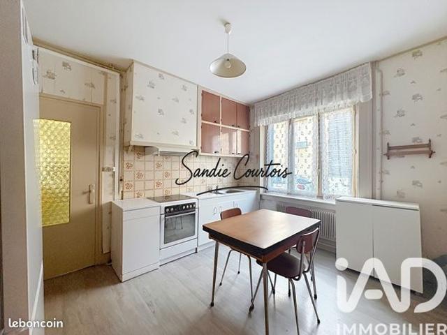 Maison 7 pièces 156 m²