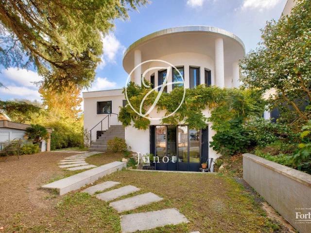 Maison 7 pièces 156 m²