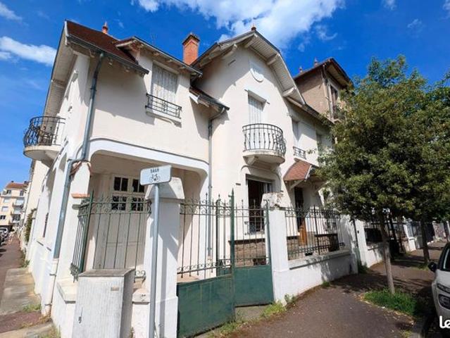 Maison 7 pièces 156 m²
