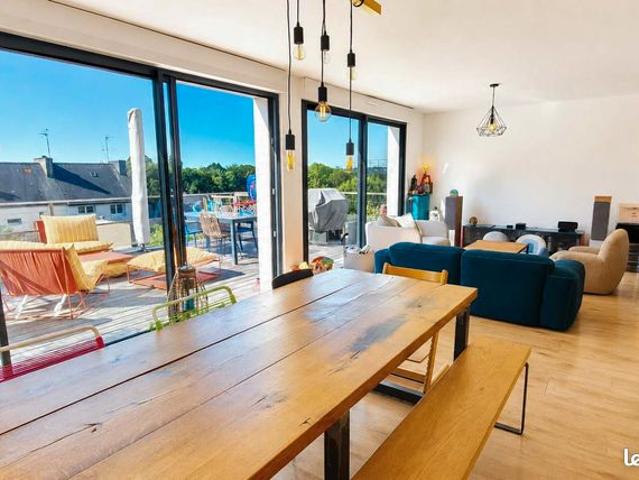 Maison 7 pièces 156 m²