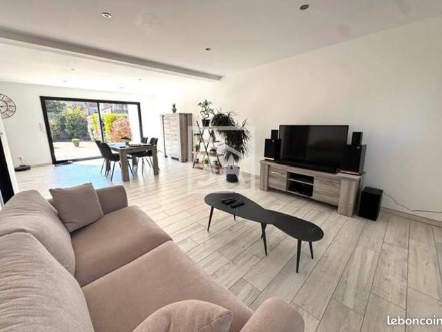 Maison 7 pièces 156 m²