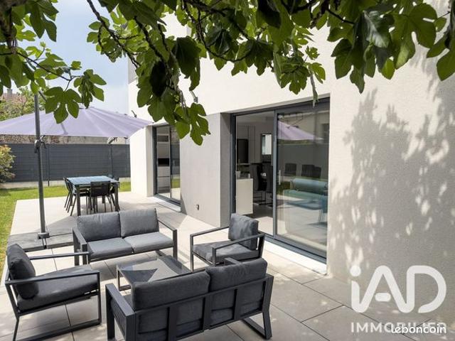 Maison 7 pièces 156 m²