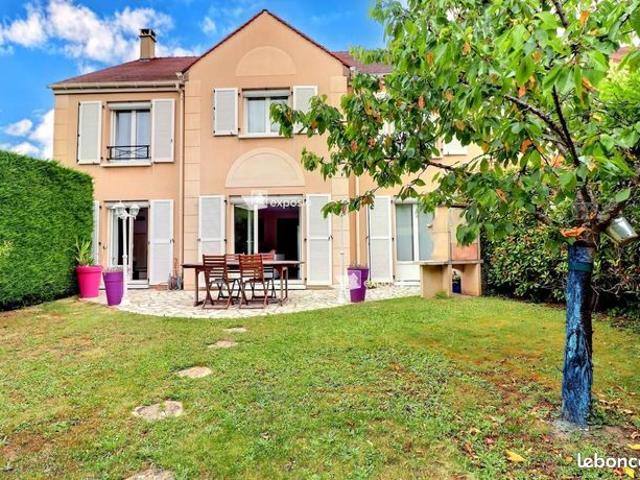 Maison 7 pièces 156 m²
