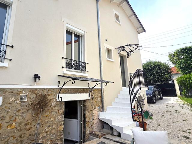 Maison 7 pièces 156 m²