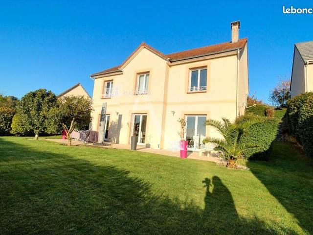Maison 7 pièces 156 m²