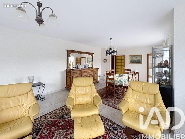 Maison 7 pièces 156 m²