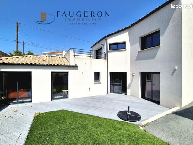 Maison 7 pièces 156 m²