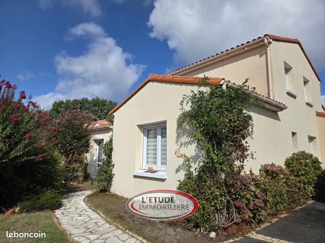 Maison 7 pièces 156 m²