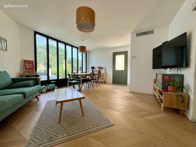 Maison 7 pièces 156 m²