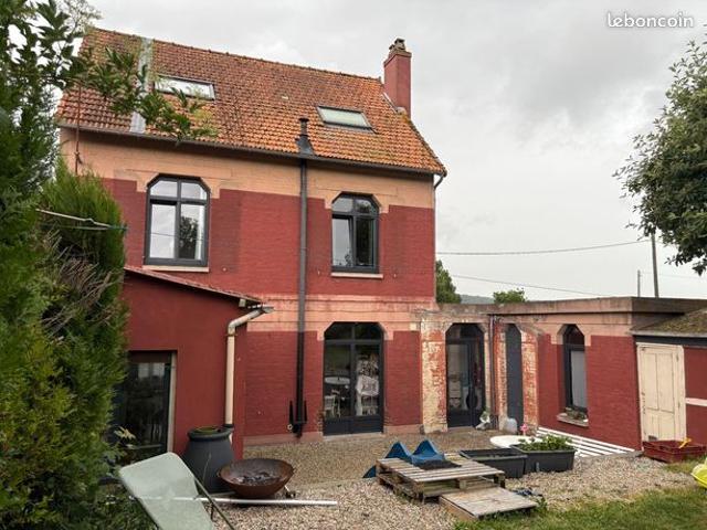 Maison 7 pièces 157 m²