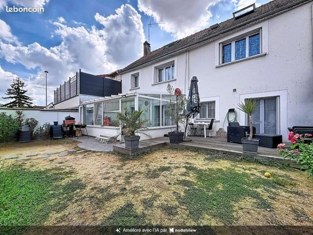Maison 7 pièces 157 m²