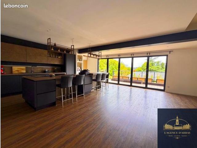 Maison 7 pièces 157 m²