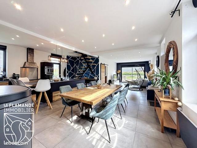 Maison 7 pièces 157 m²