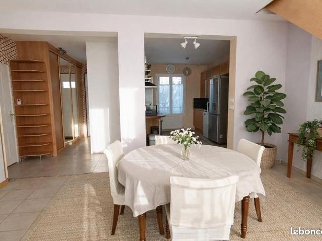 Maison 7 pièces 157 m²