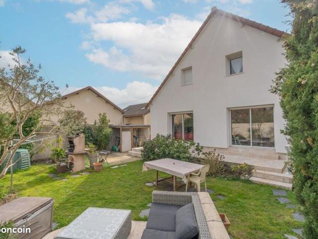 Maison 7 pièces 157 m²