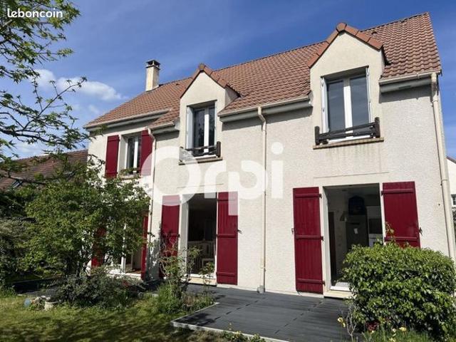 Maison 7 pièces 157 m²