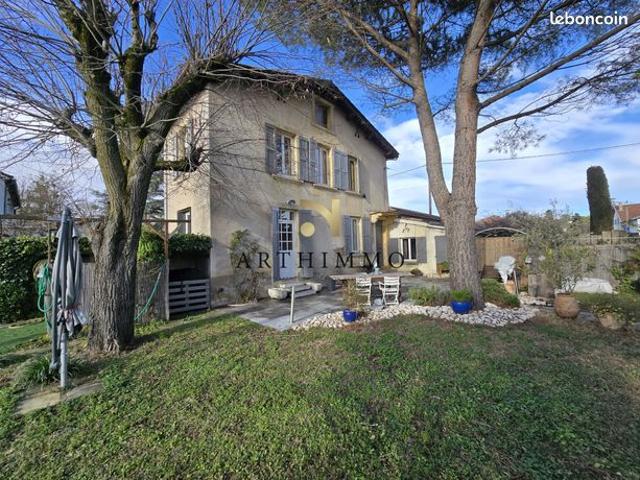 Maison 7 pièces 157 m²