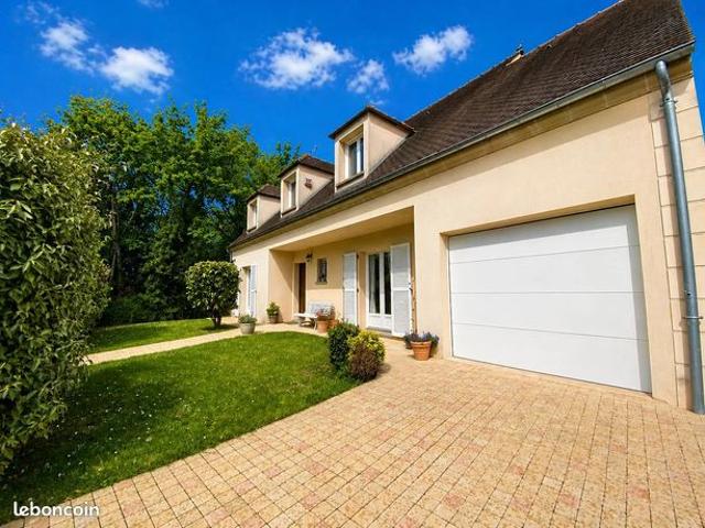 Maison 7 pièces 158 m²