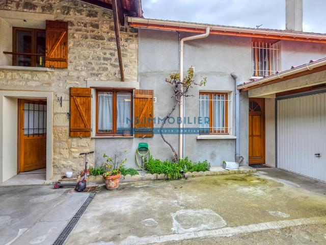 Maison 7 pièces 158 m²