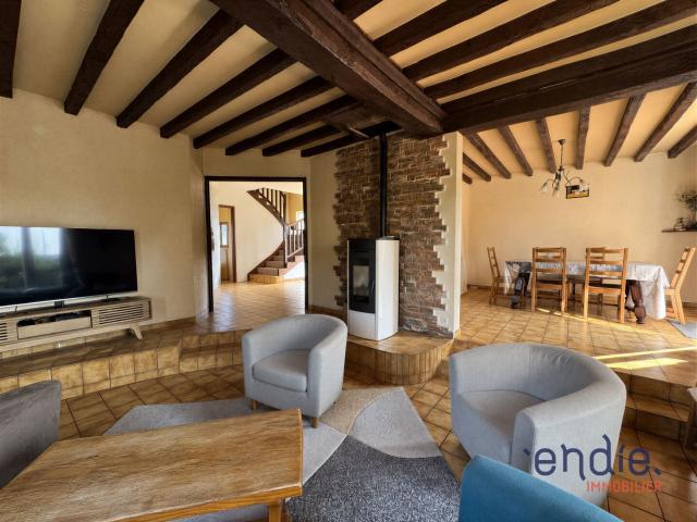 Maison 7 pièces 158 m²