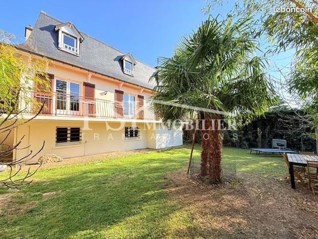 Maison 7 pièces 158 m²