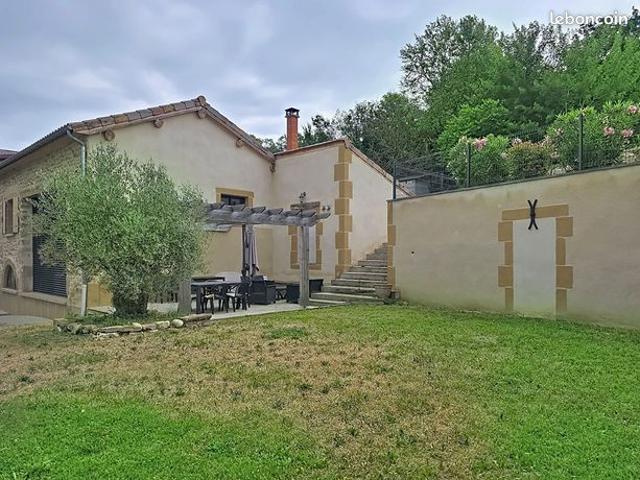 Maison 7 pièces 158 m²