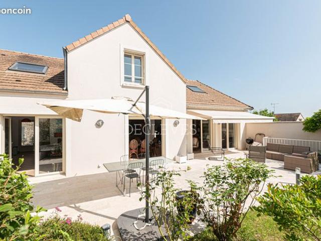 Maison 7 pièces 158 m²