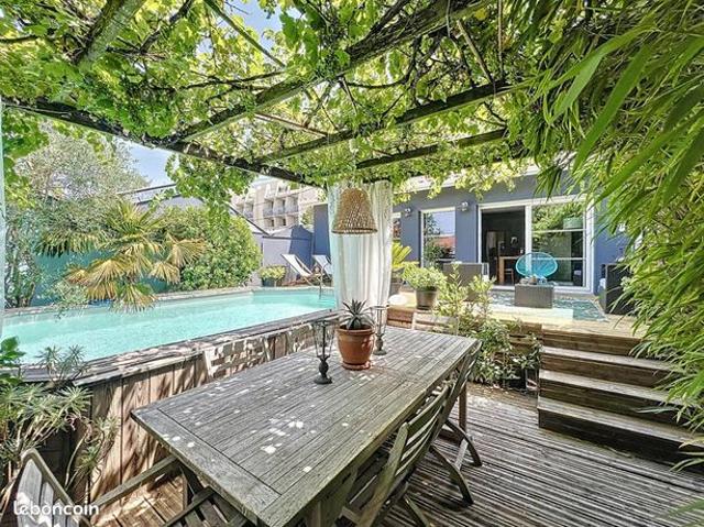 Maison 7 pièces 158 m²